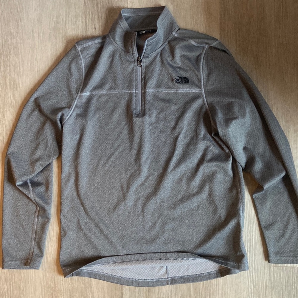 North Face 1/4 zip grey Medium